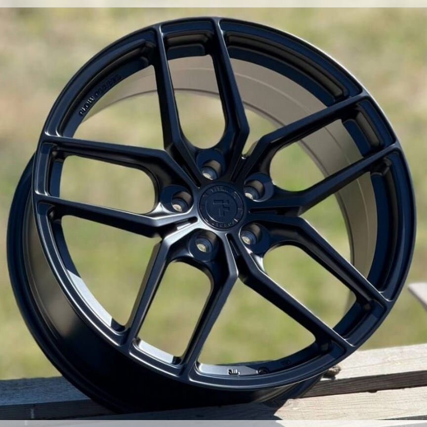 Литые диски Flow Form 9.5×R19 5×112