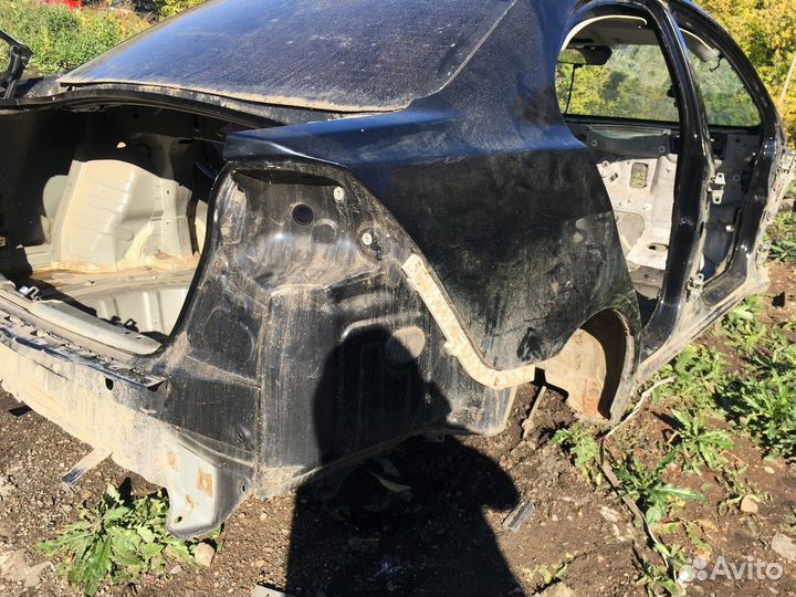 Крыло заднее правое (Mitsubishi Lancer)