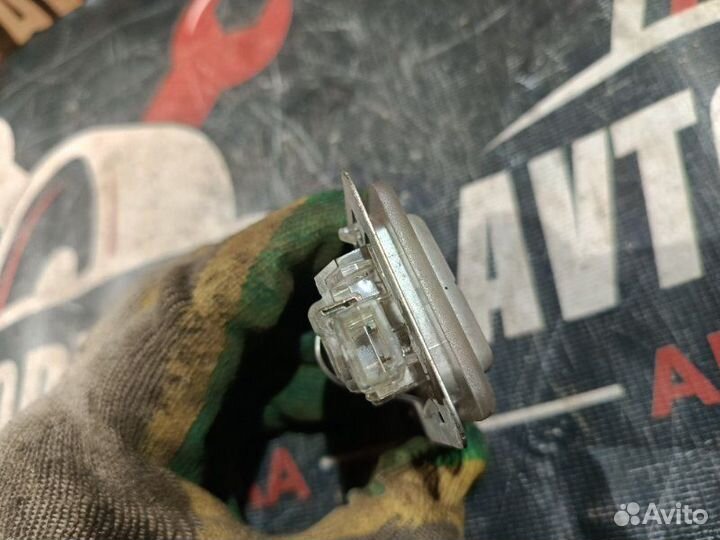 Плафон салона Ford Focus 1 MK1 1.8L zetec-E EFI