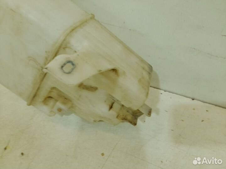 Бачок омывателя передний Lexus Rx 4 2016-2022