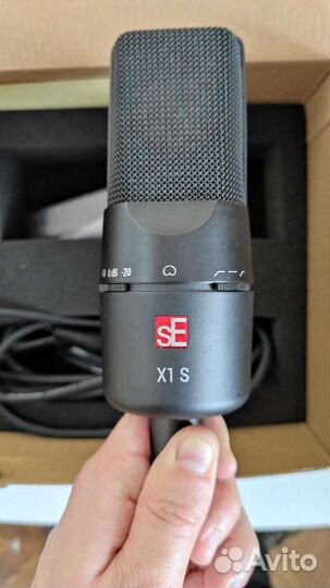 Продам микрофон sE Electronics X1S Vocal Pack