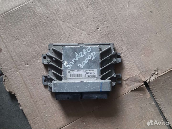Эбу блок управления двигателя Renault Sandero