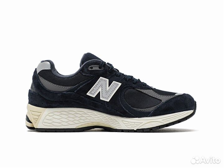 Оригинал New Balance M2002RNA