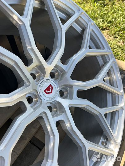 Кованые диски R22 Vossen Li L7 Li L9