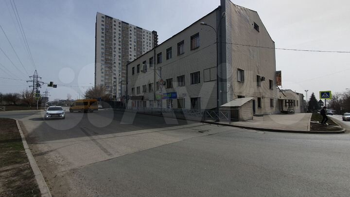 Второй этаж по соседству с магазином Fix Price