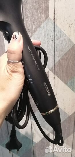 Плойка автоматическая для красивых локонов