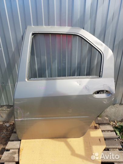 Дверь задняя левая Renault Logan 1