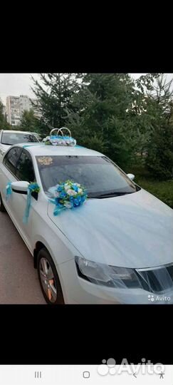 Свадебные украшения на машину