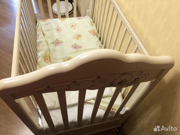 Детская кроватка