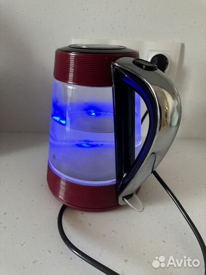 Чайник электрический Polaris