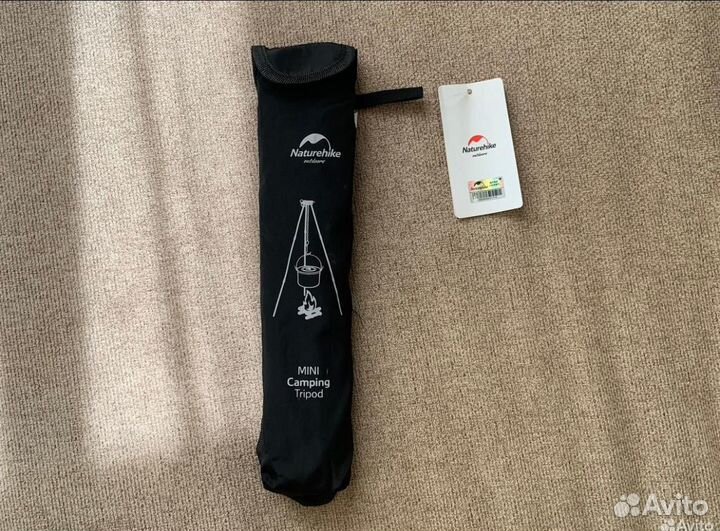 Тренога подставка лёгкая