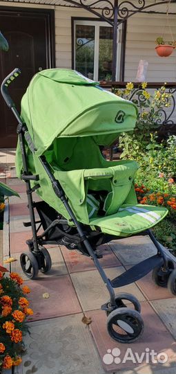 Прогулочная коляска