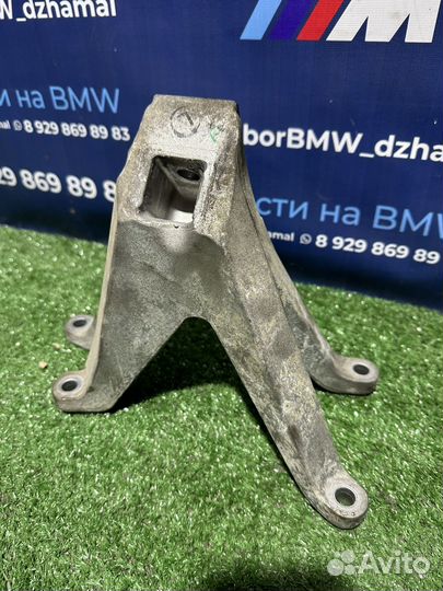 Лапка двигателя bmw m5f90 m8 f92 L