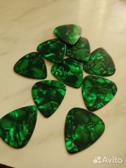 Гитарные аксессуары