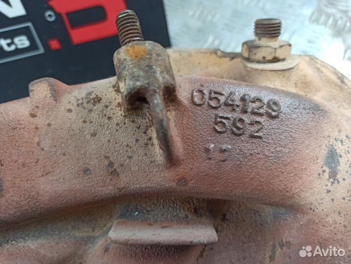 Выпускной коллектор Audi 100