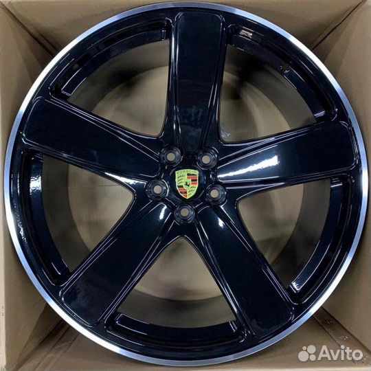 Летние колеса на Porsche Macan Порше Макан R21
