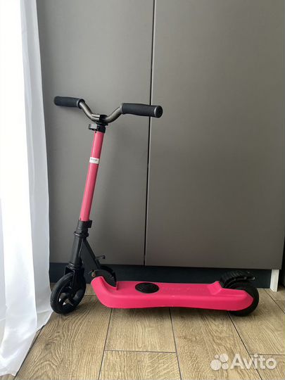 Электросамокат mekotron kick scooter SKY