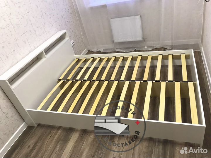 Кровать двуспальная