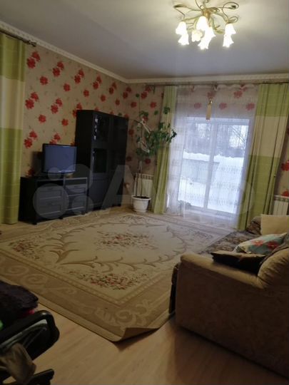 Коттедж 193 м² на участке 5 сот.