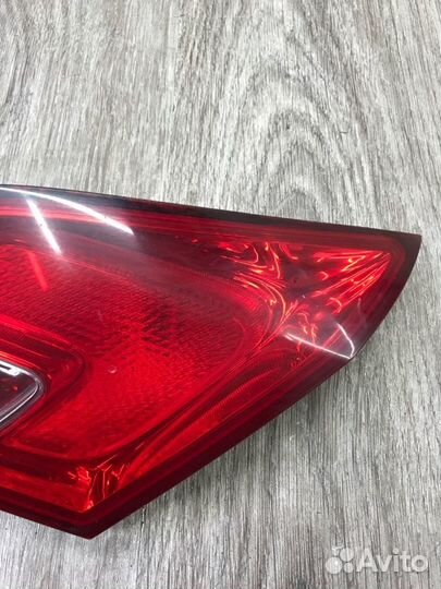 Фонарь крышки багажника задний правый Opel Astra J