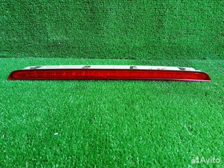 Стоп-сигнал дополнительный Audi A4 B8 cdhb
