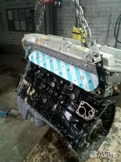 Двигатель на Мерседес м104 3.2