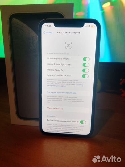 iPhone Xr, 64 ГБ