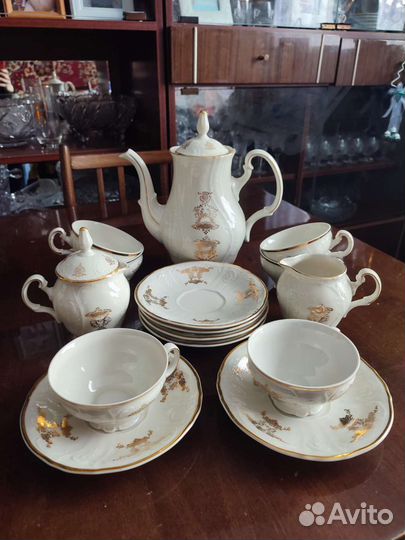 Набор столовой посуды на 6 персон