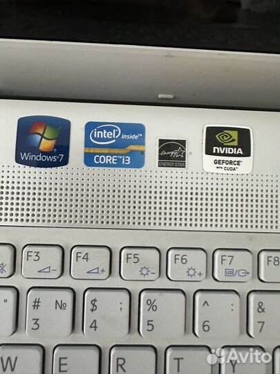 Идеальный Sony Vaio i3 2350M/8 гб/Geforce 410