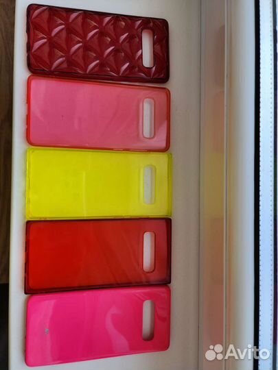 Чехол на samsung s 10 plus желтый, красный, розовы