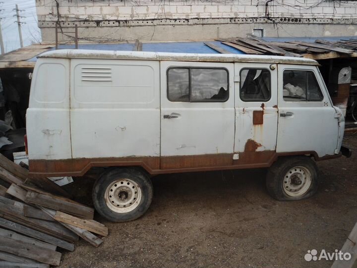 Стекла для УАЗ 3962 