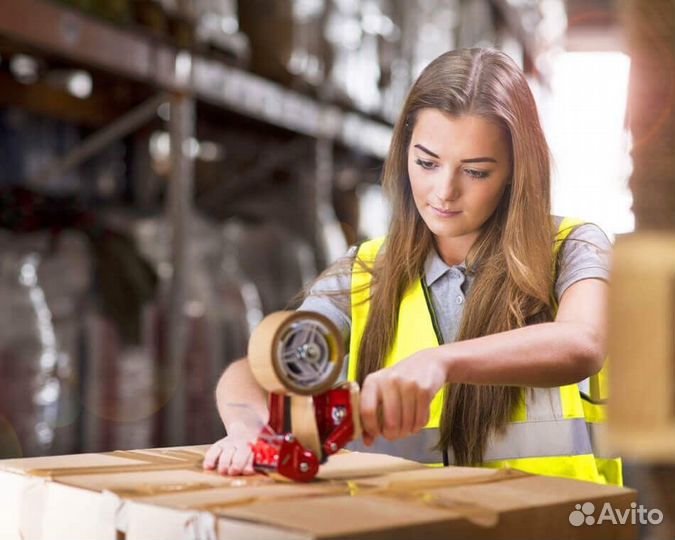 Упаковщик и стикеровщик одежды и обуви