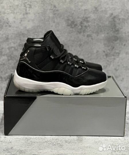 Nike Air Jordan 11 Retro