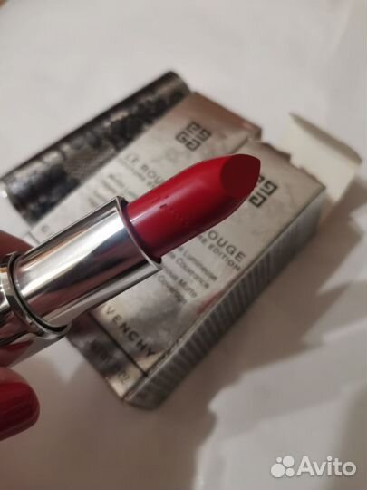 Givenchy помада