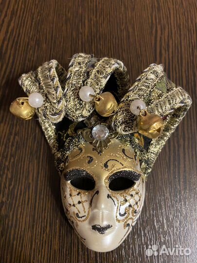 Венецианская маска