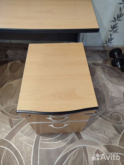 Офисная мебель бу столы