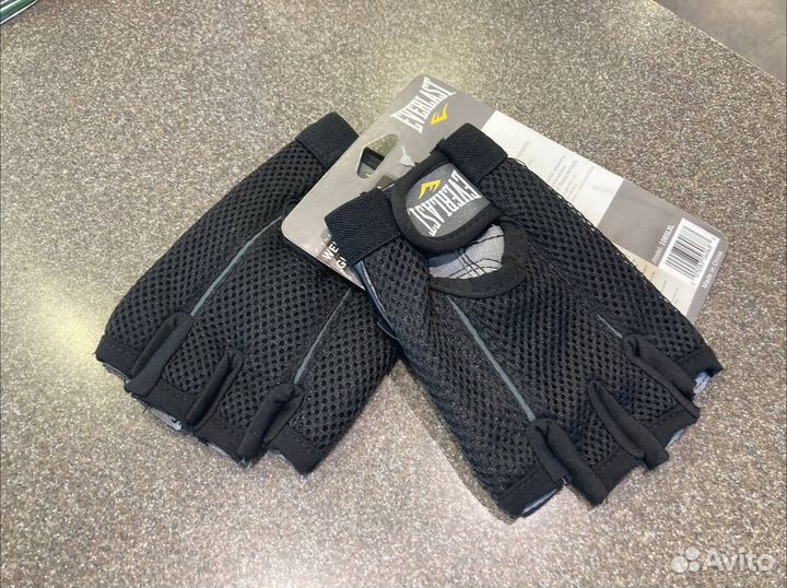 Перчатки Everlast