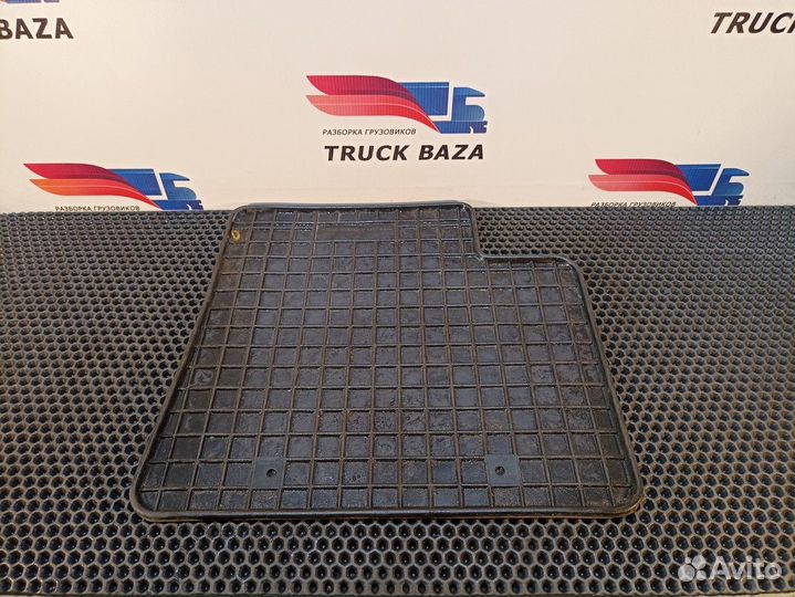 542650 Коврик салонный Разные Грузовики