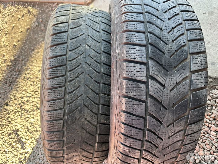 Goodyear UltraGrip Ice 225/65 R17