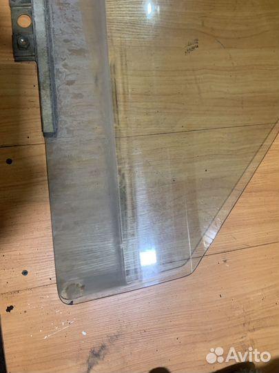 Стекло передние правое ваз 2115