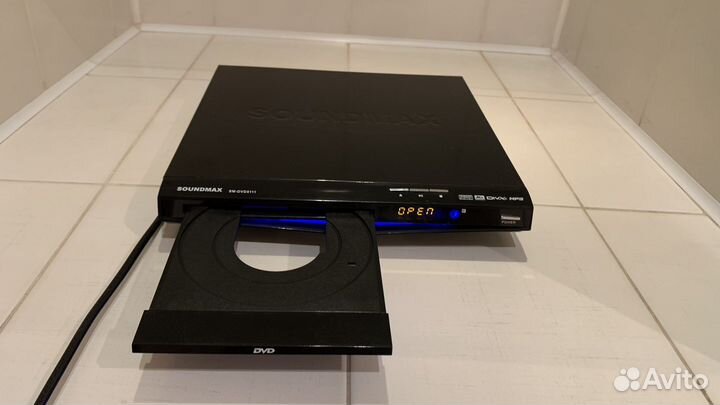 DVD плеер soundmax SM-DVD5111