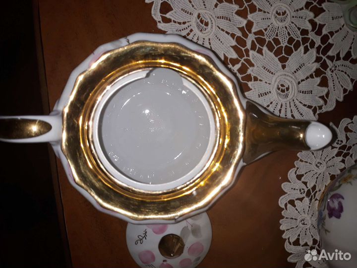 Чайники, сахарницы, масленки, чашки СССР