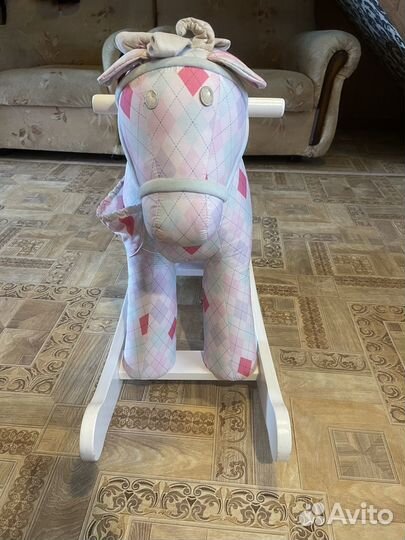 Качалка лошадь