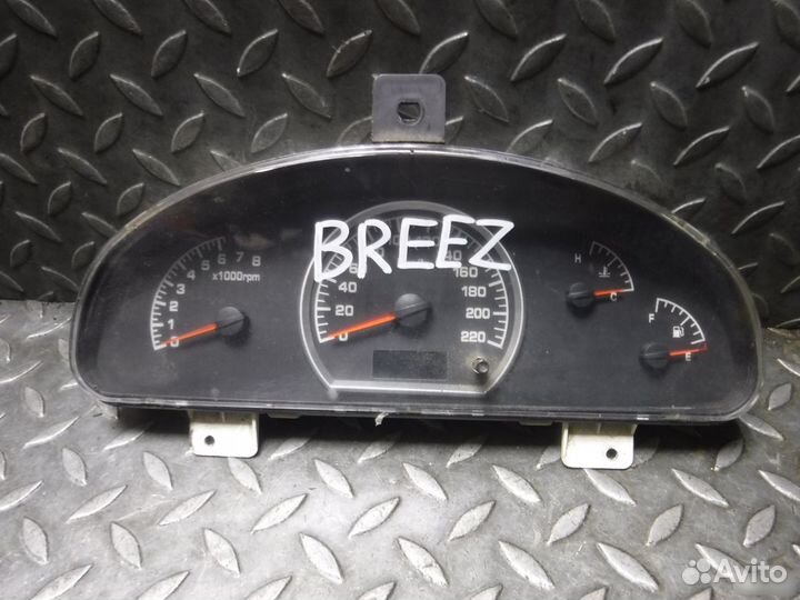 Панель приборов lifan Breez (520)