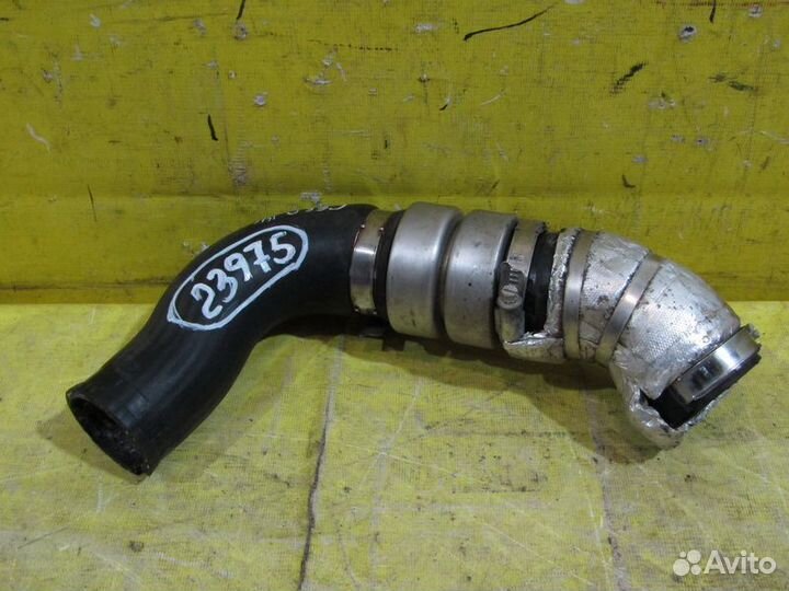 Патрубок интеркулера Kia cee'd II GT 12-18г 23975