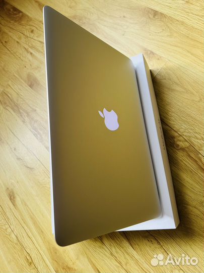 Apple MacBook air 13 2017 полный комплект