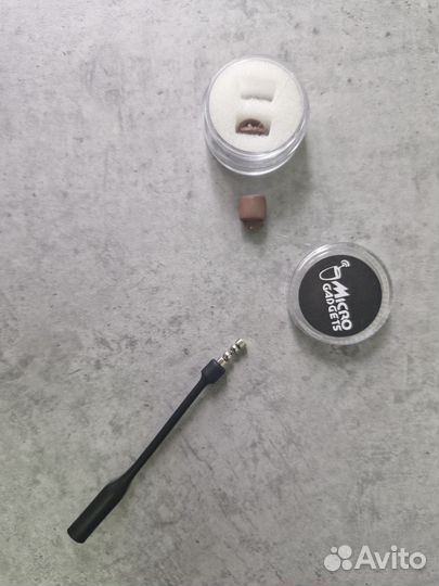 Микро наушник