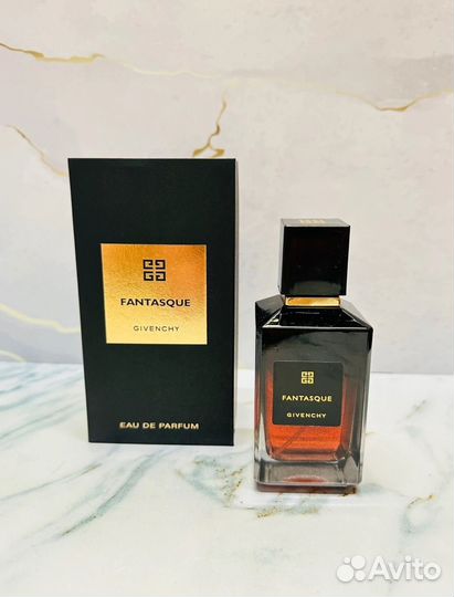 Парфюмерная вода Givenchy