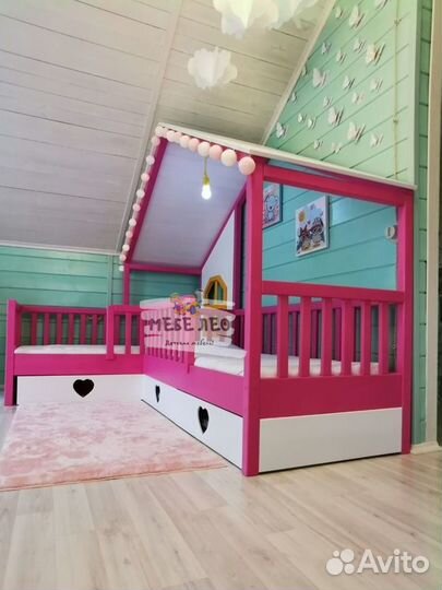 Угловая детская кровать