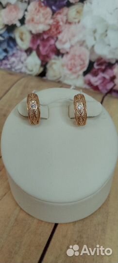 Золотые серьги